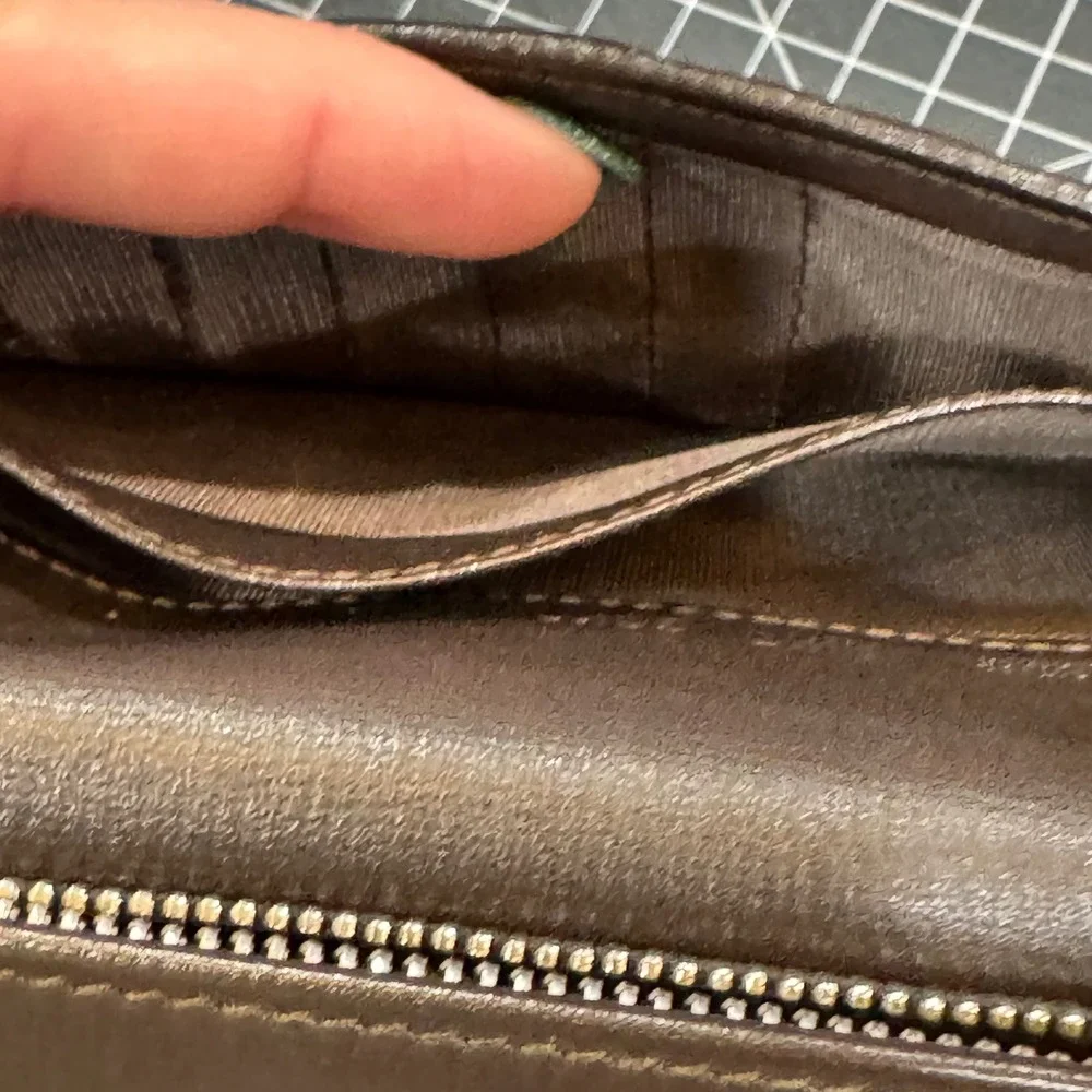 Bally‎ Switzerland Mens Brown Leather Long Bifold Wallet Stripe Detail Vintage